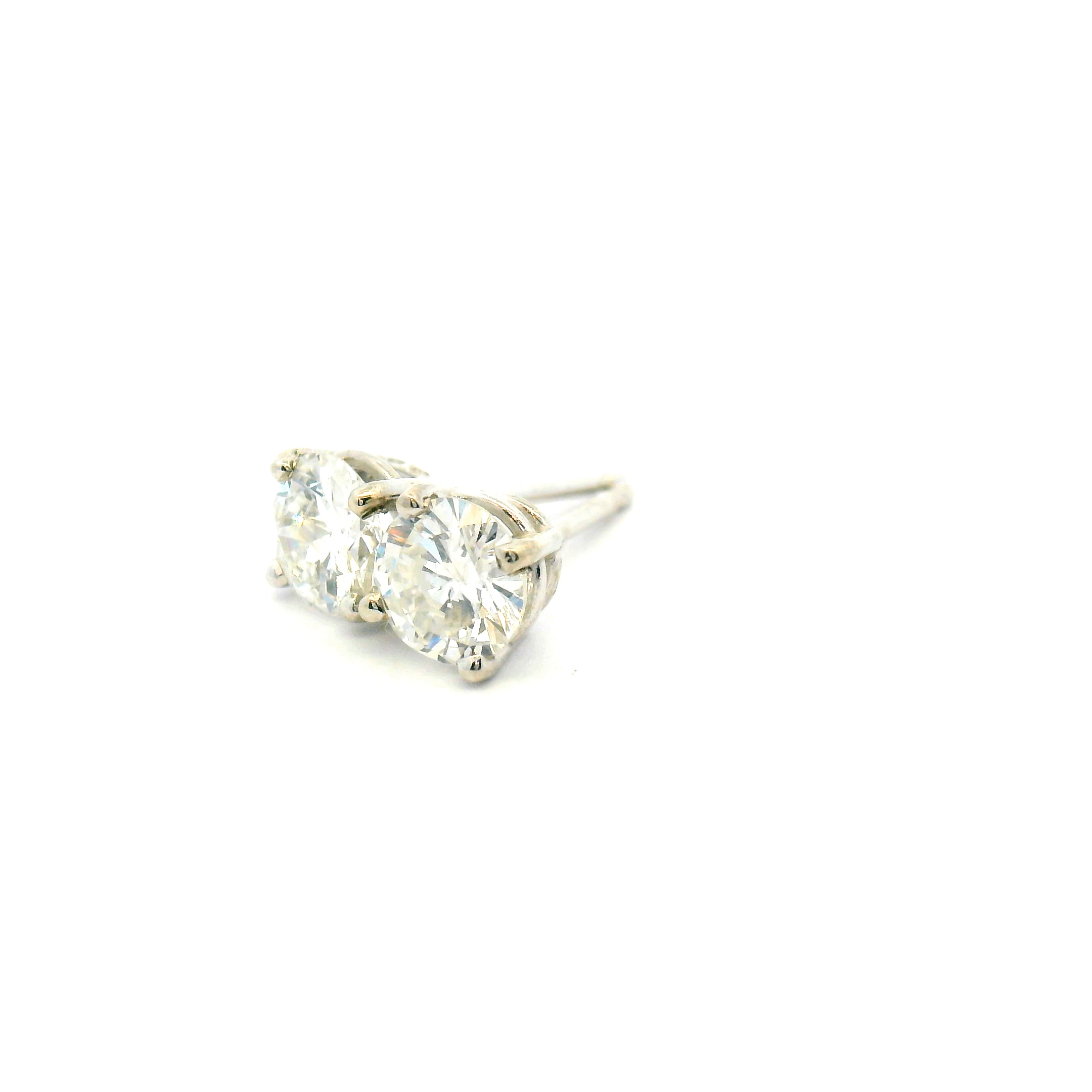 Round Diamond Stud Earrings