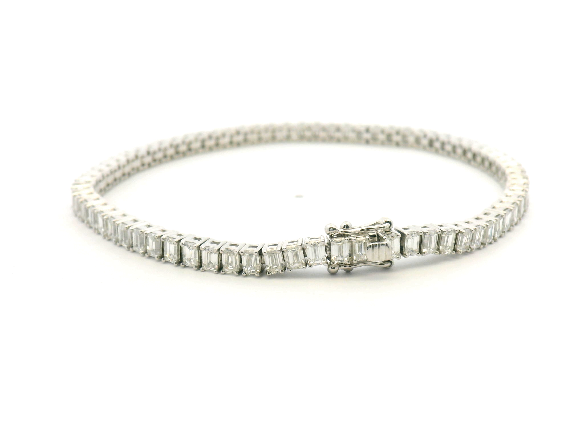 Emerald Cut Diamond Straight-Line Tennis Bracelet