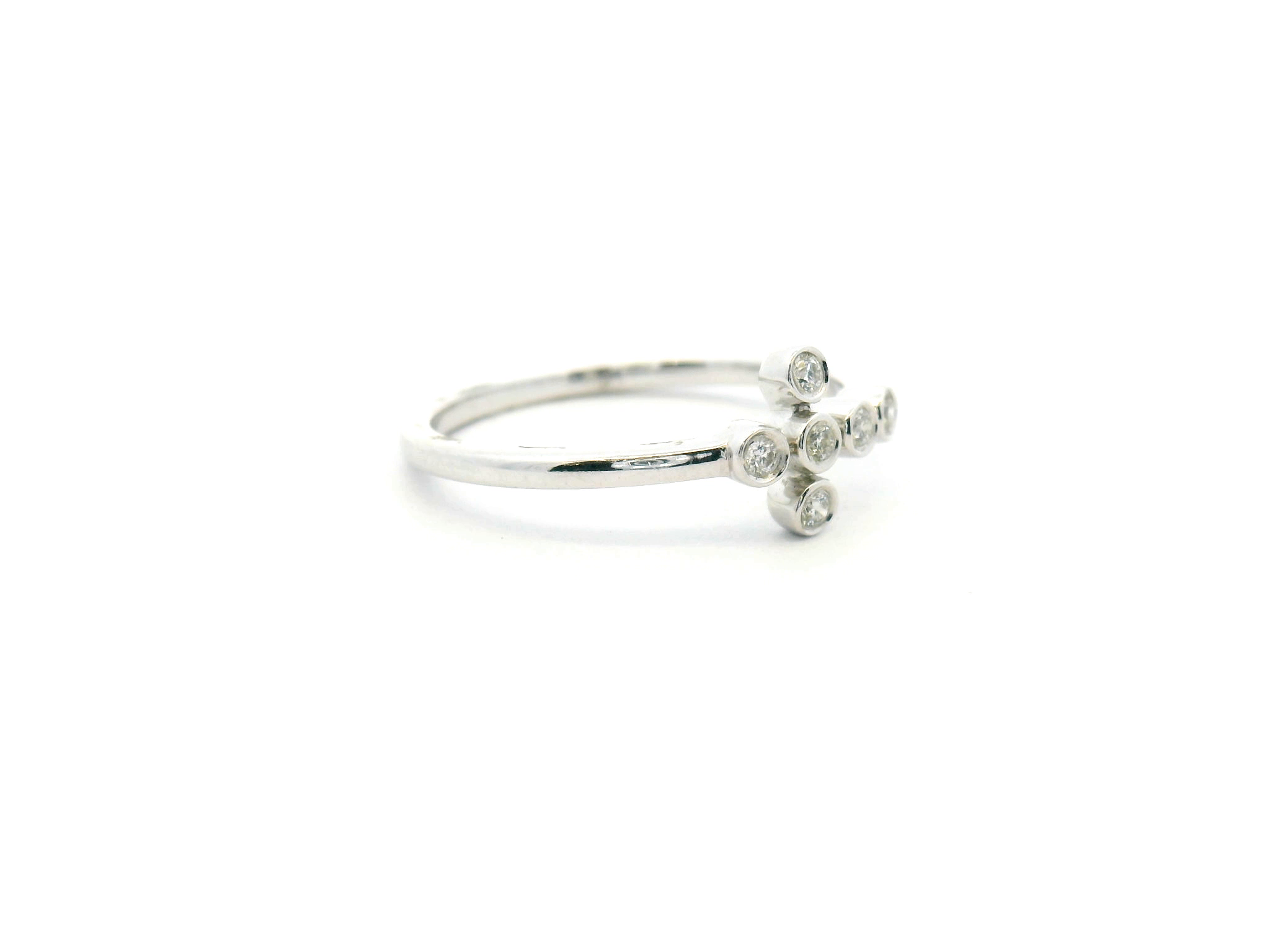Diamond Cross Ring