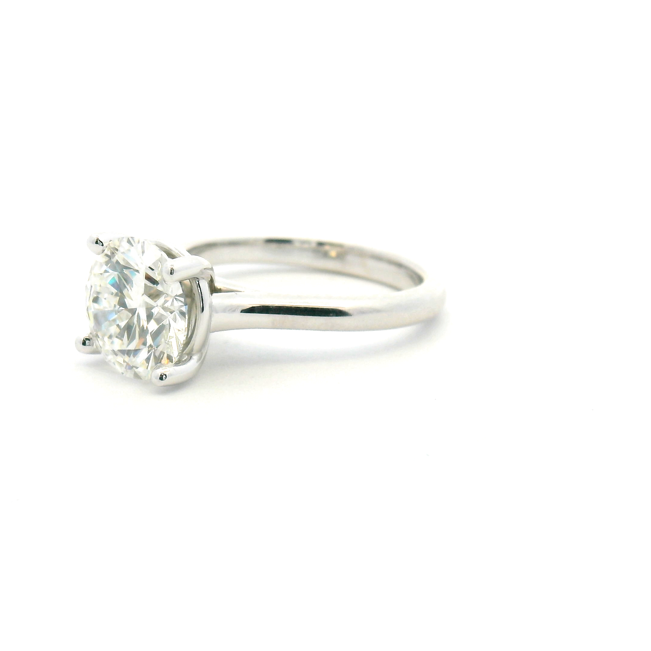 Round Brilliant Diamond Solitaire Ring