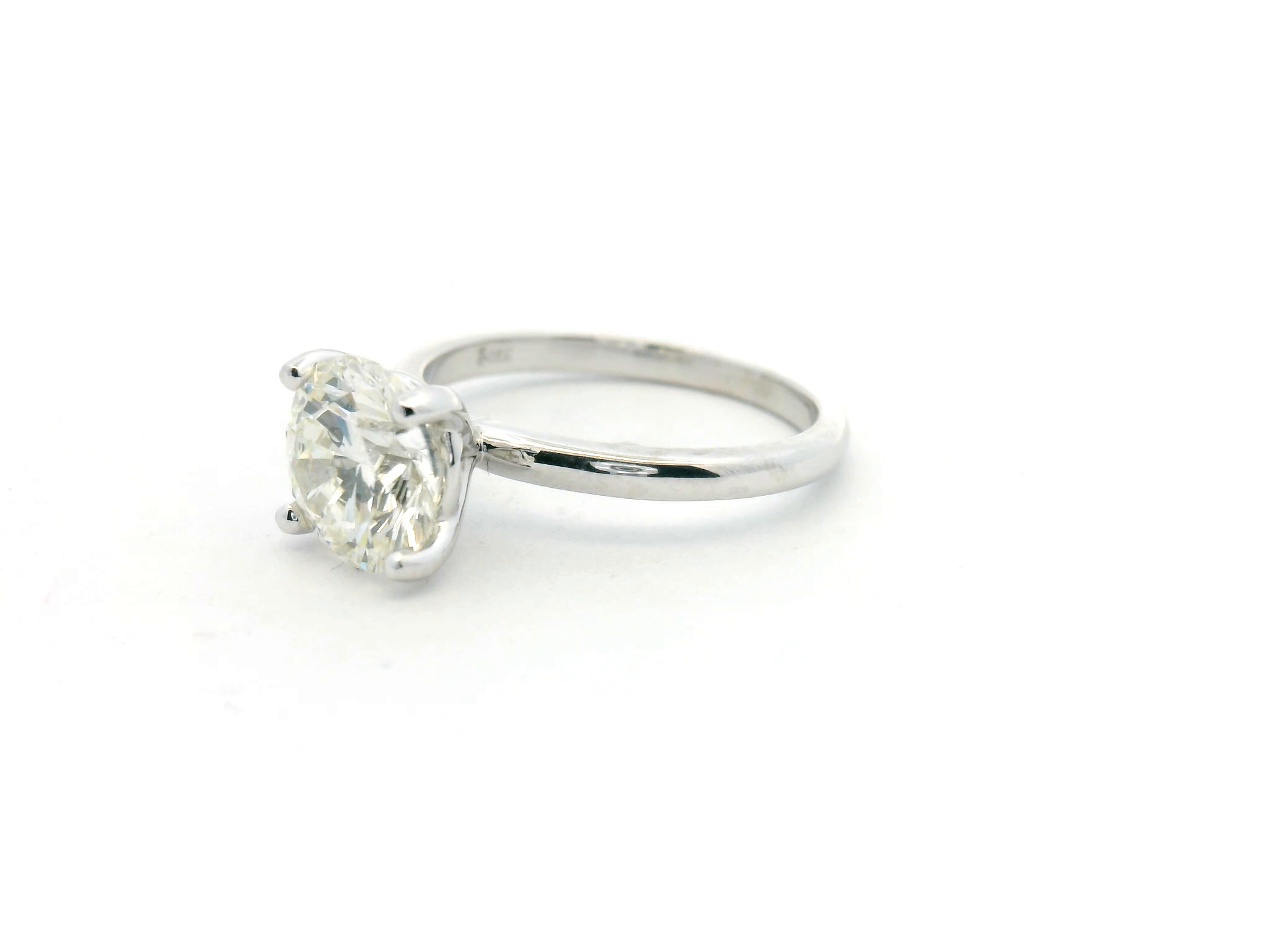 Round Diamond Solitaire Ring