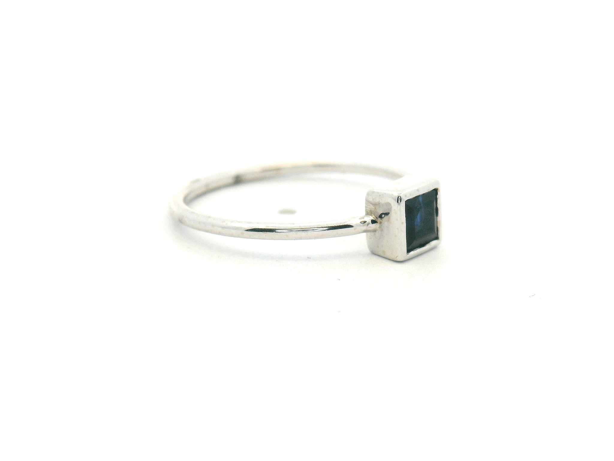 Blue Sapphire Bezel Solitaire Ring
