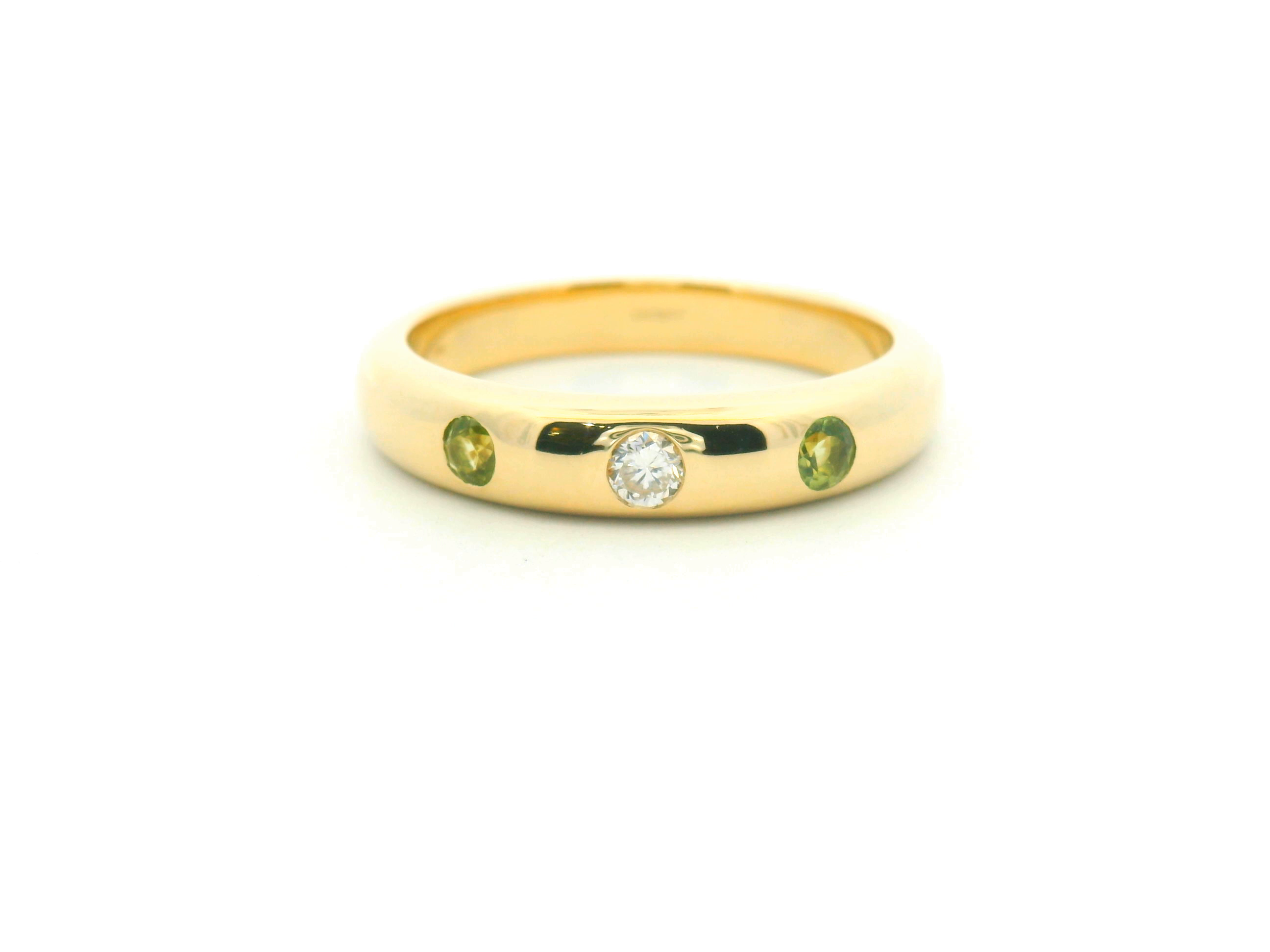 Men's Diamond & Peridot Flush Set Wedding Band
