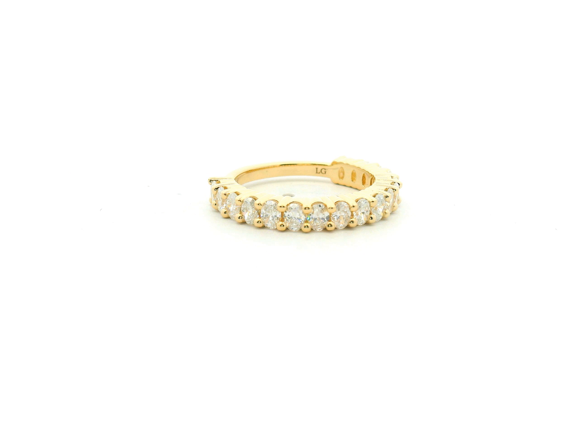 Oval Diamond Shared Prong Anniversary Band