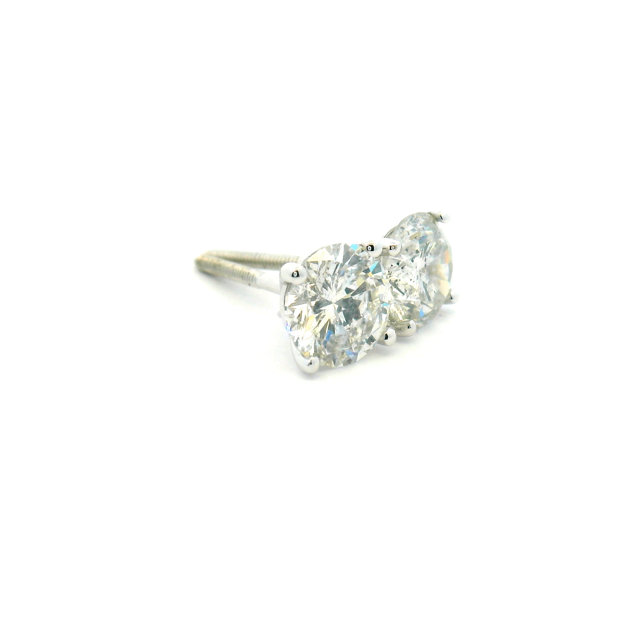 Round Diamond Stud Earrings