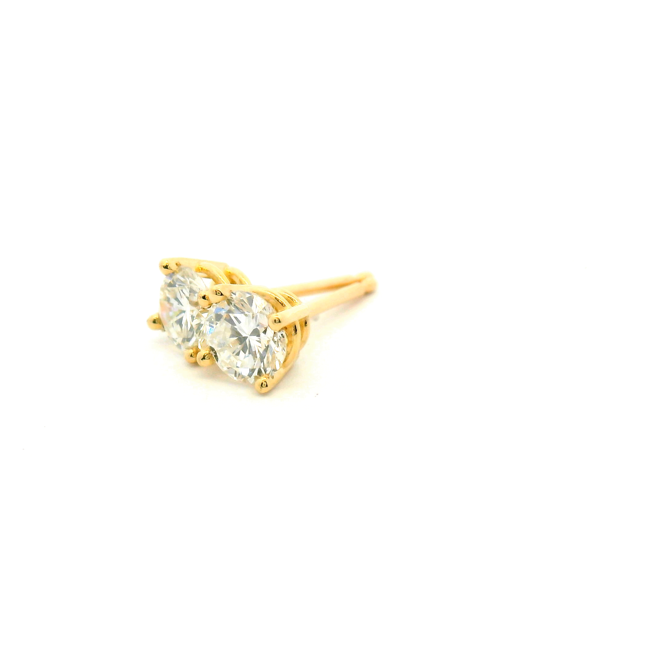 Round Diamond Stud Earrings