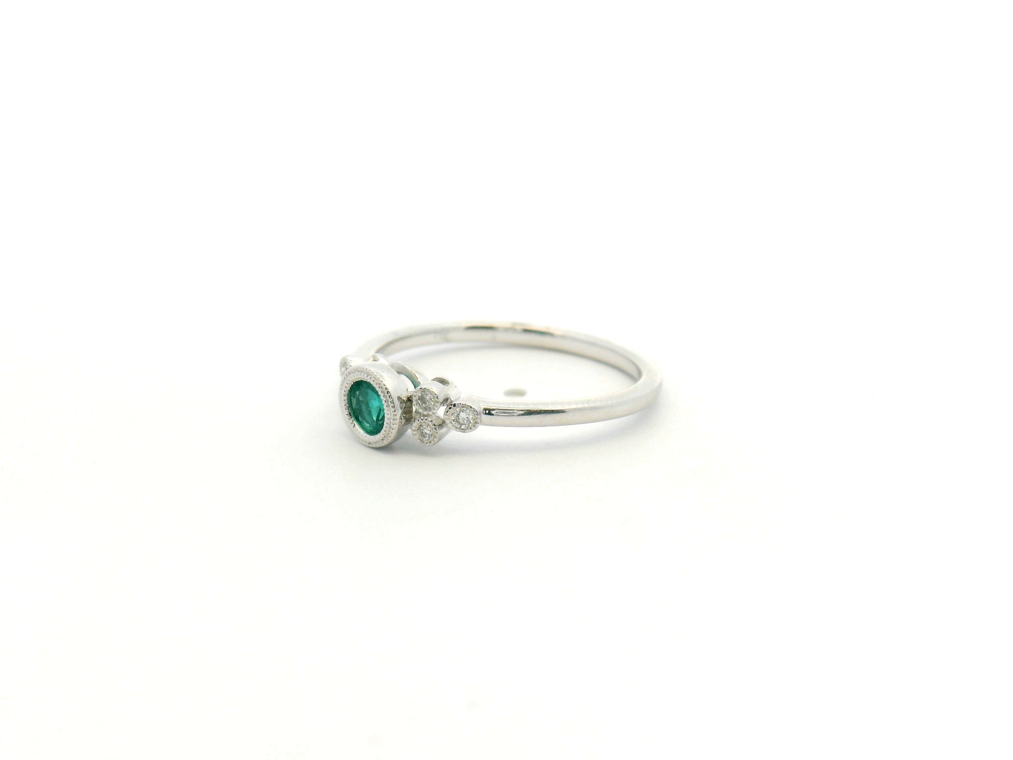 Emerald Cluster Bezel Stackable Ring