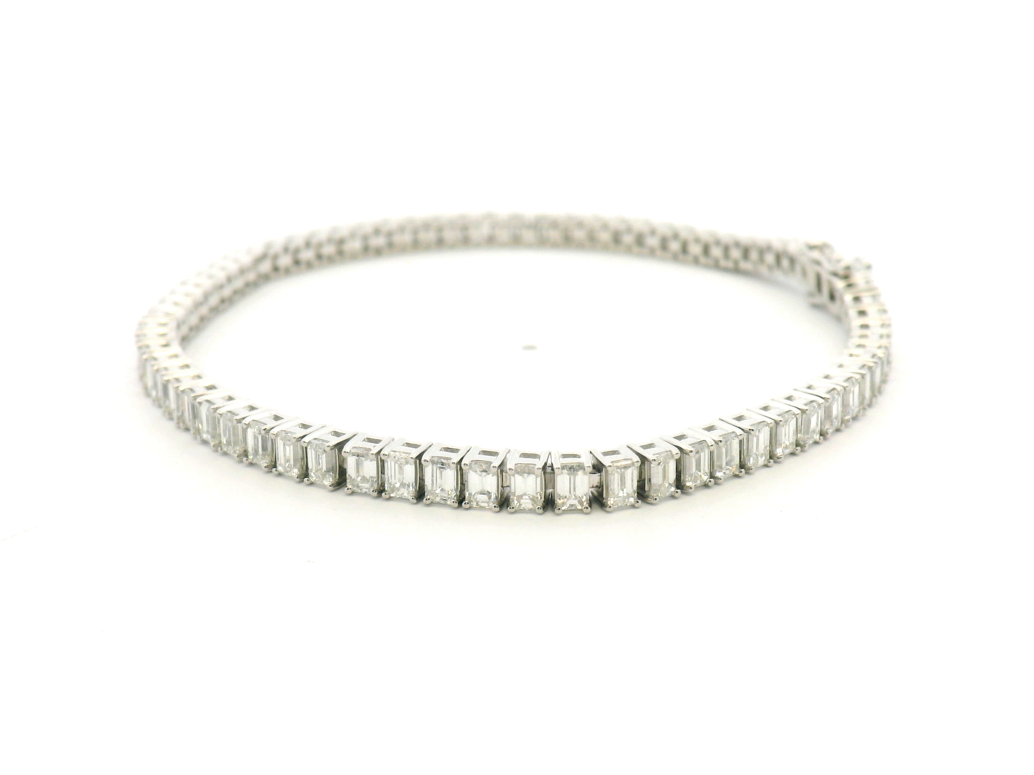 Emerald Cut Diamond Straight-Line Tennis Bracelet