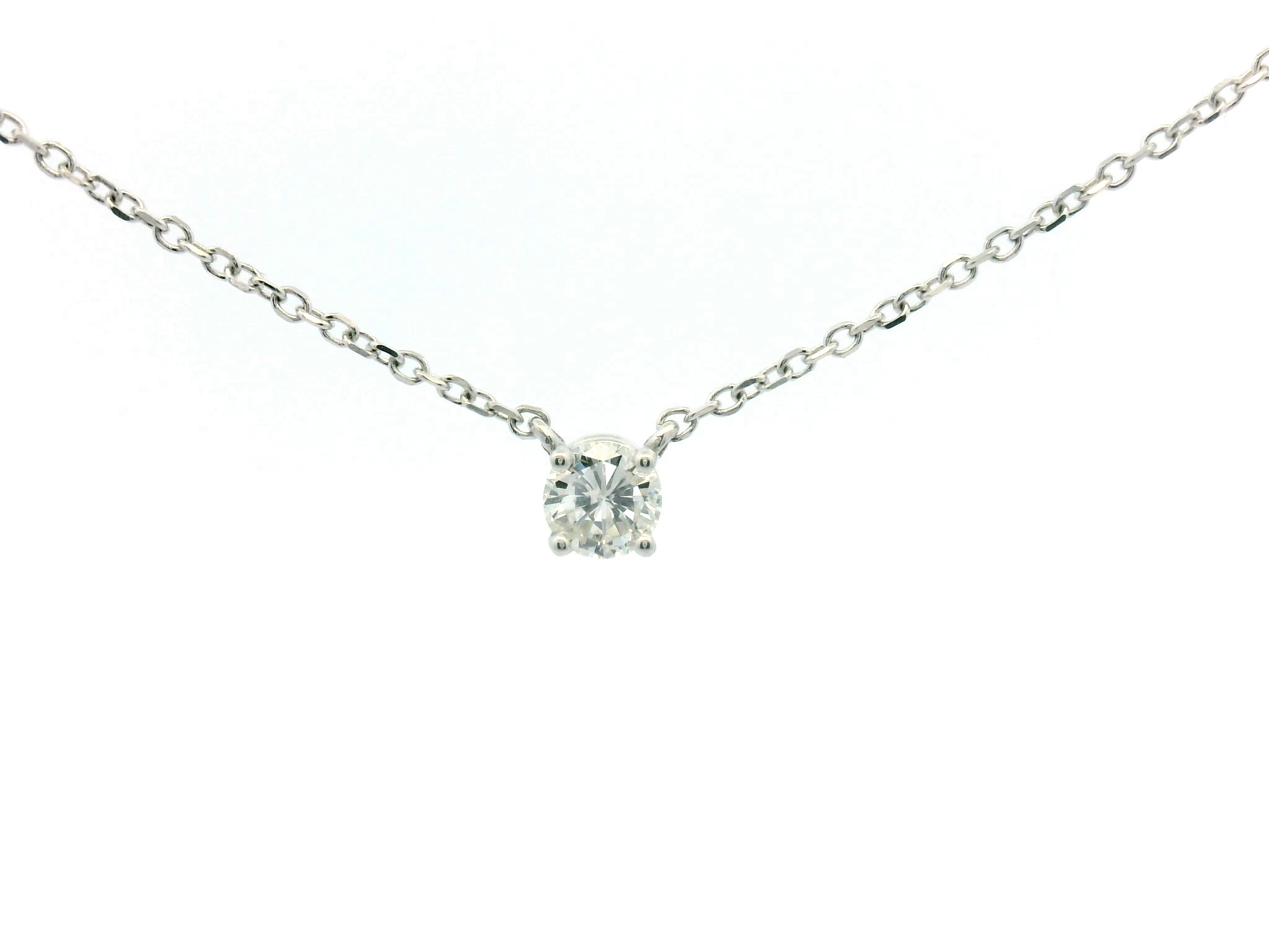 Round Diamond Pendant Necklace