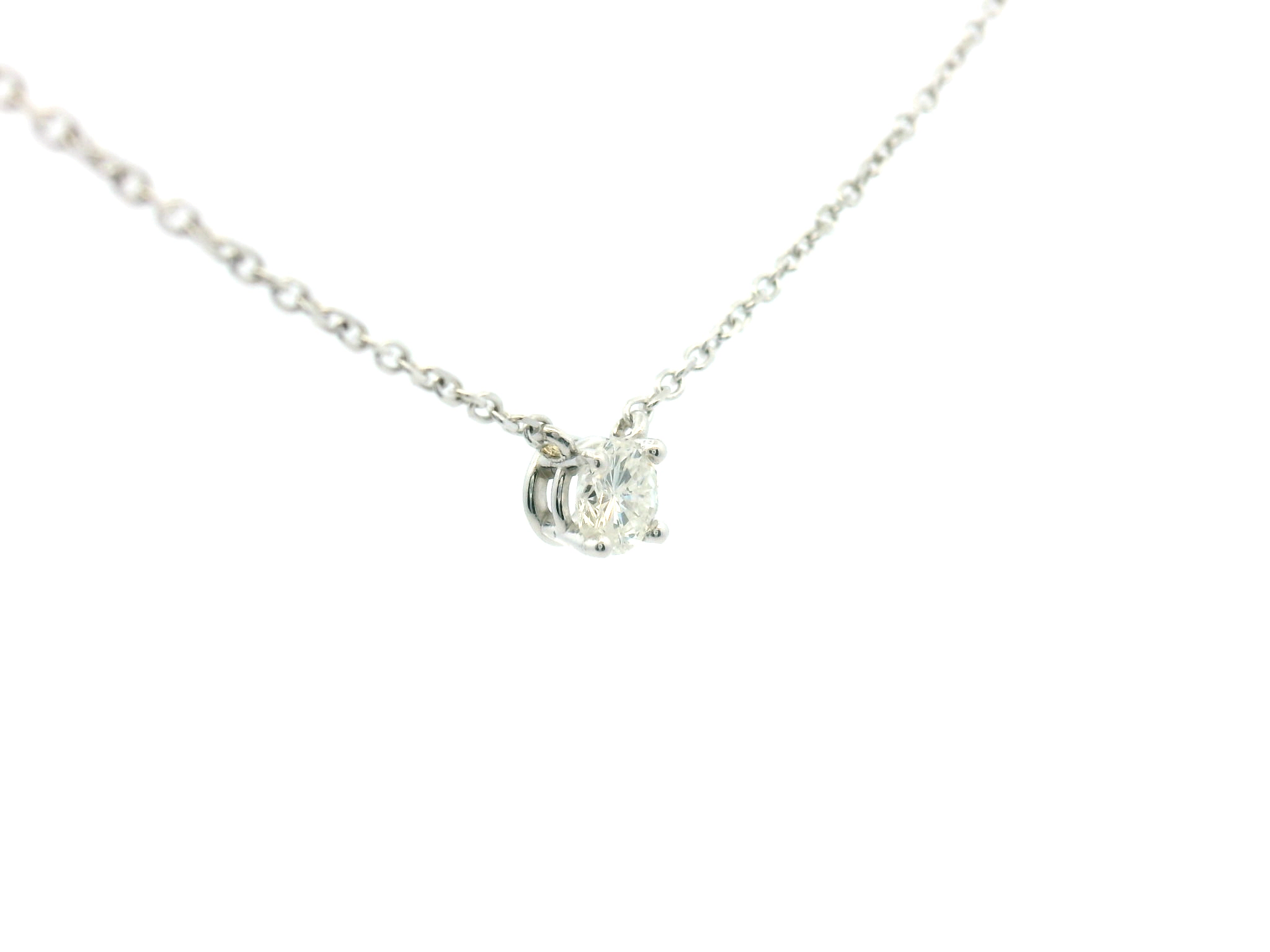 Round Diamond Pendant Necklace