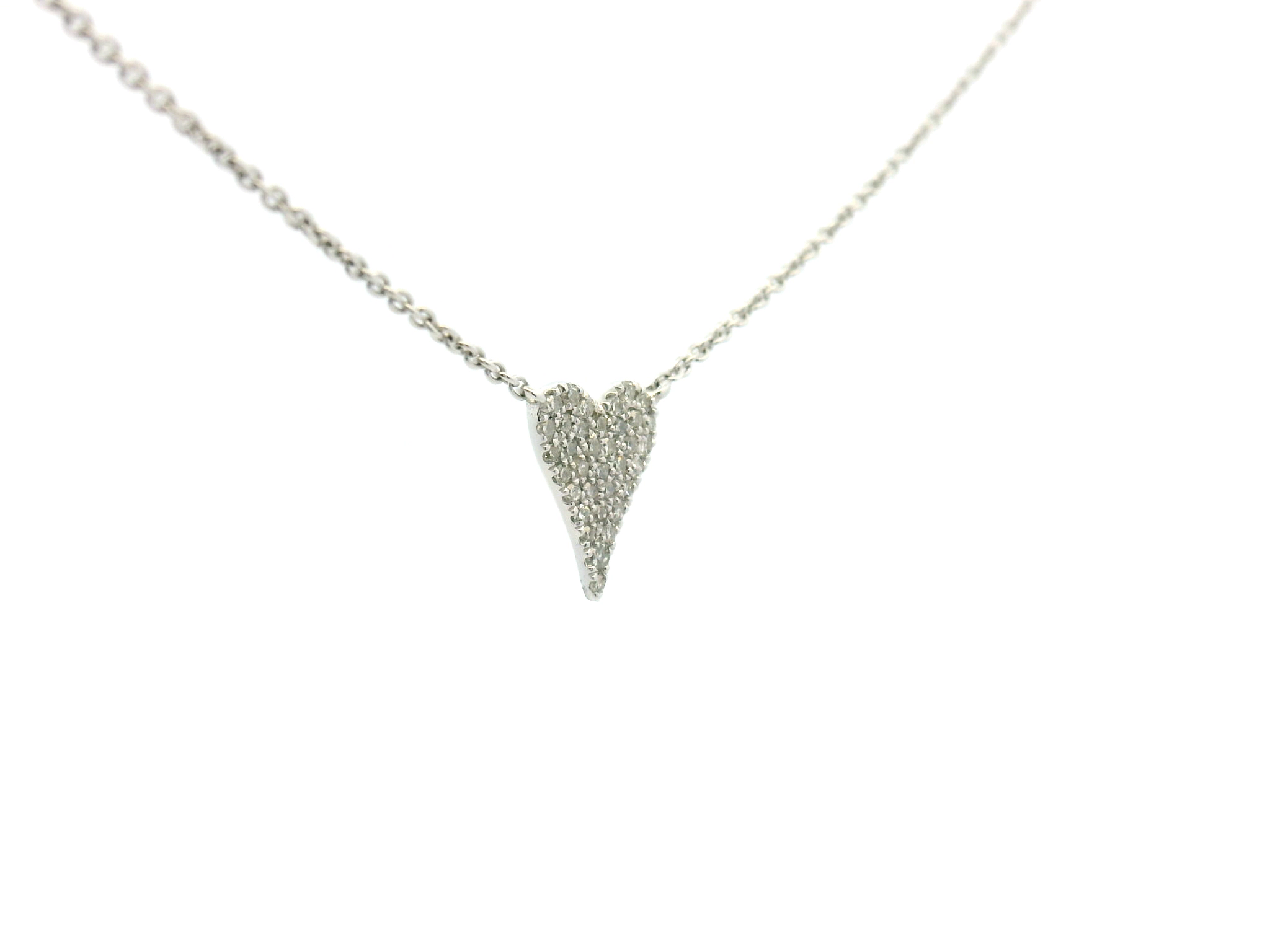 Diamond Pavé Heart Pendant Necklace