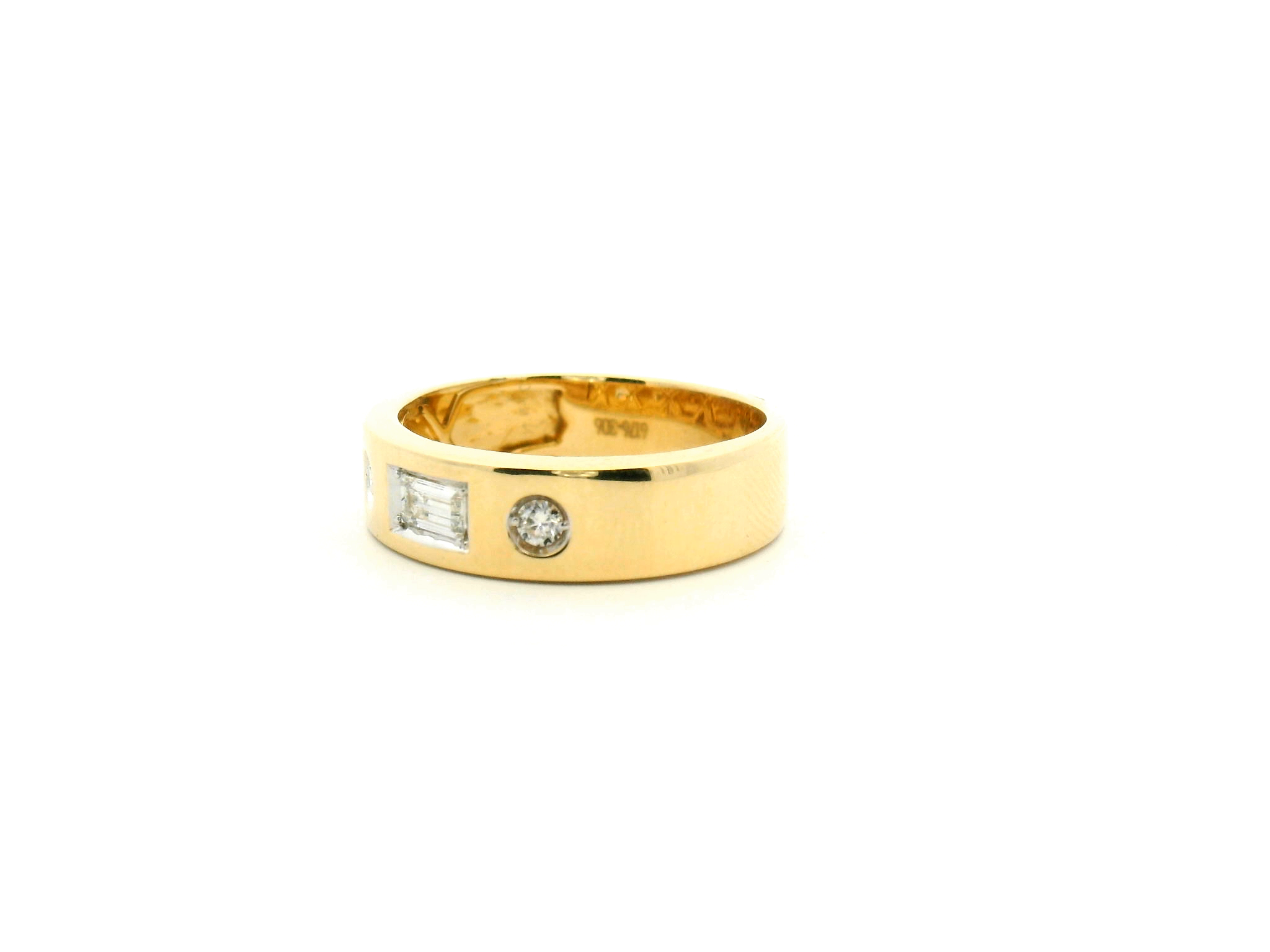 Round & Baguette Diamond Flush Set Fashion Ring