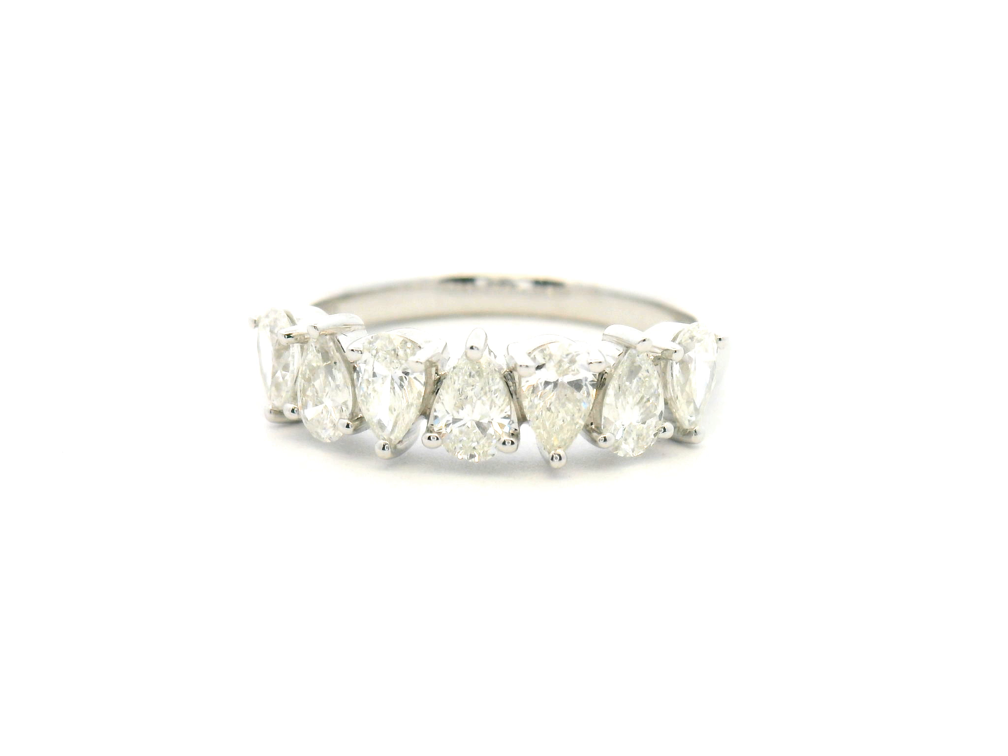 Alternating Vertically Set Pear Diamond Fashion Ring