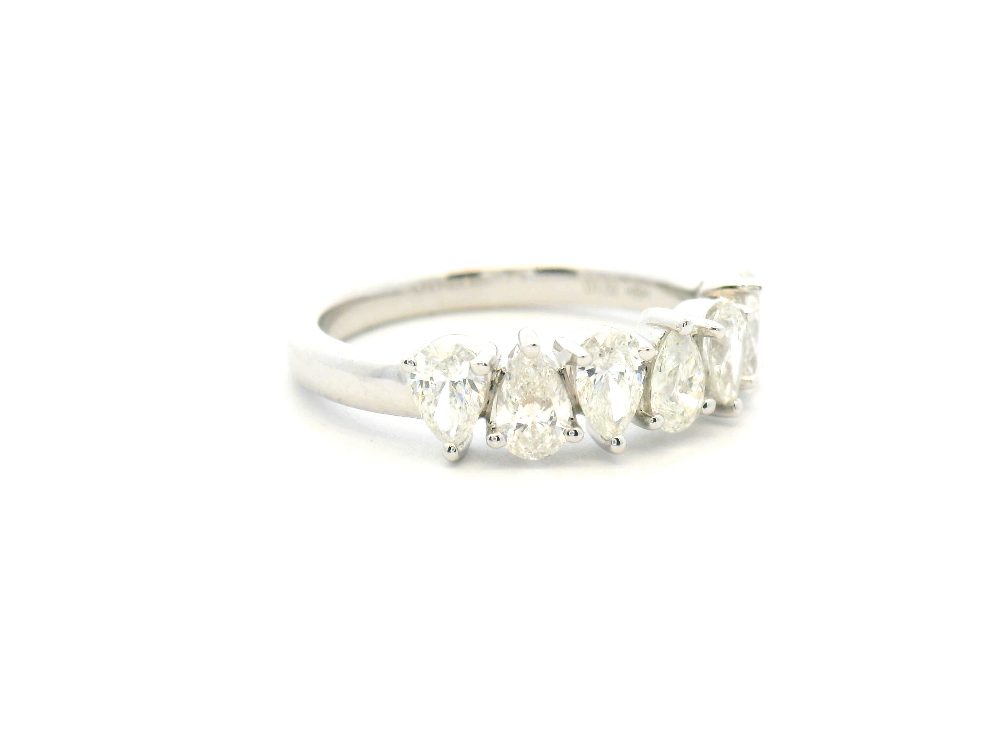 Alternating Vertically Set Pear Diamond Fashion Ring