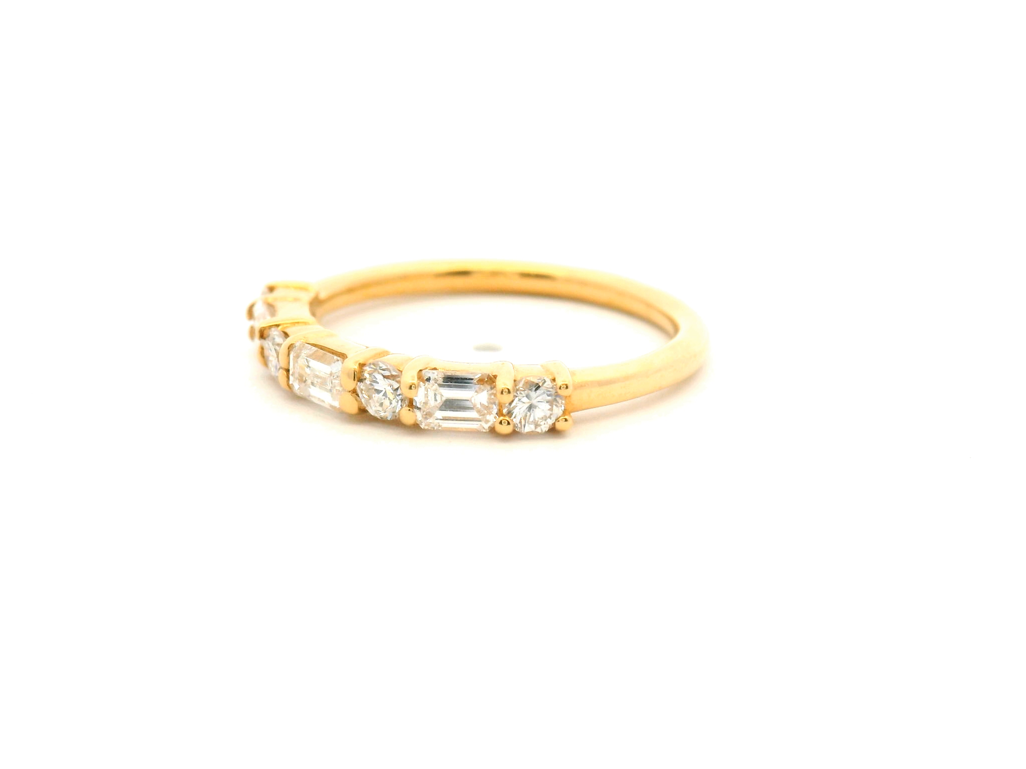 Alternating Round and Baguette Diamond Wedding Band