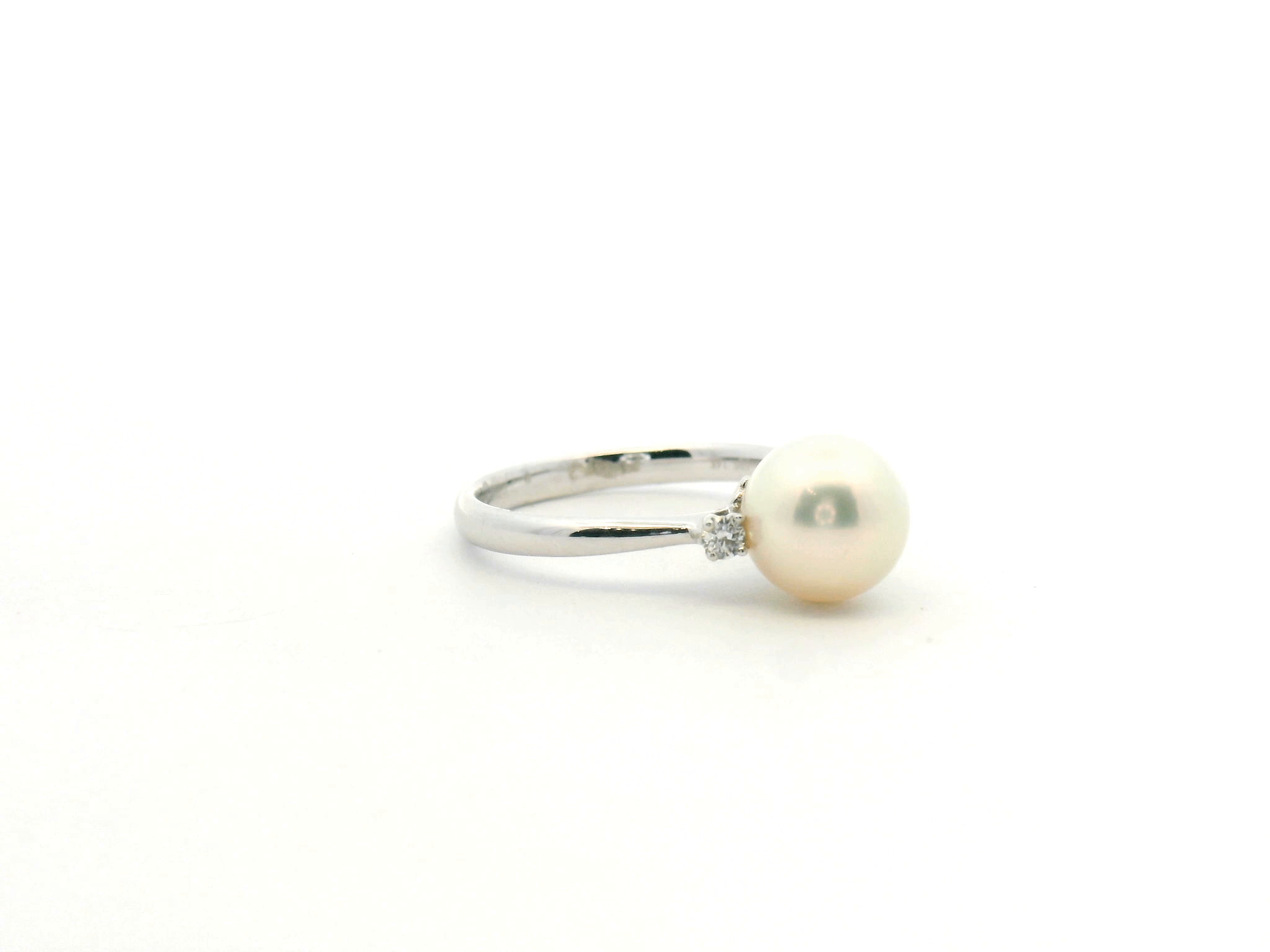 Pearl & Diamond Fashion Ring