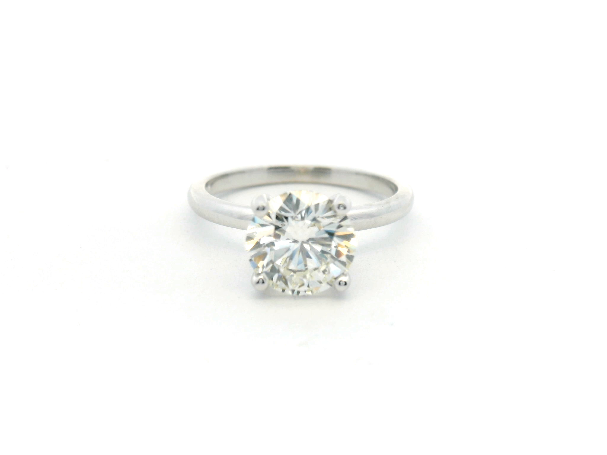 Round Diamond Solitaire Ring