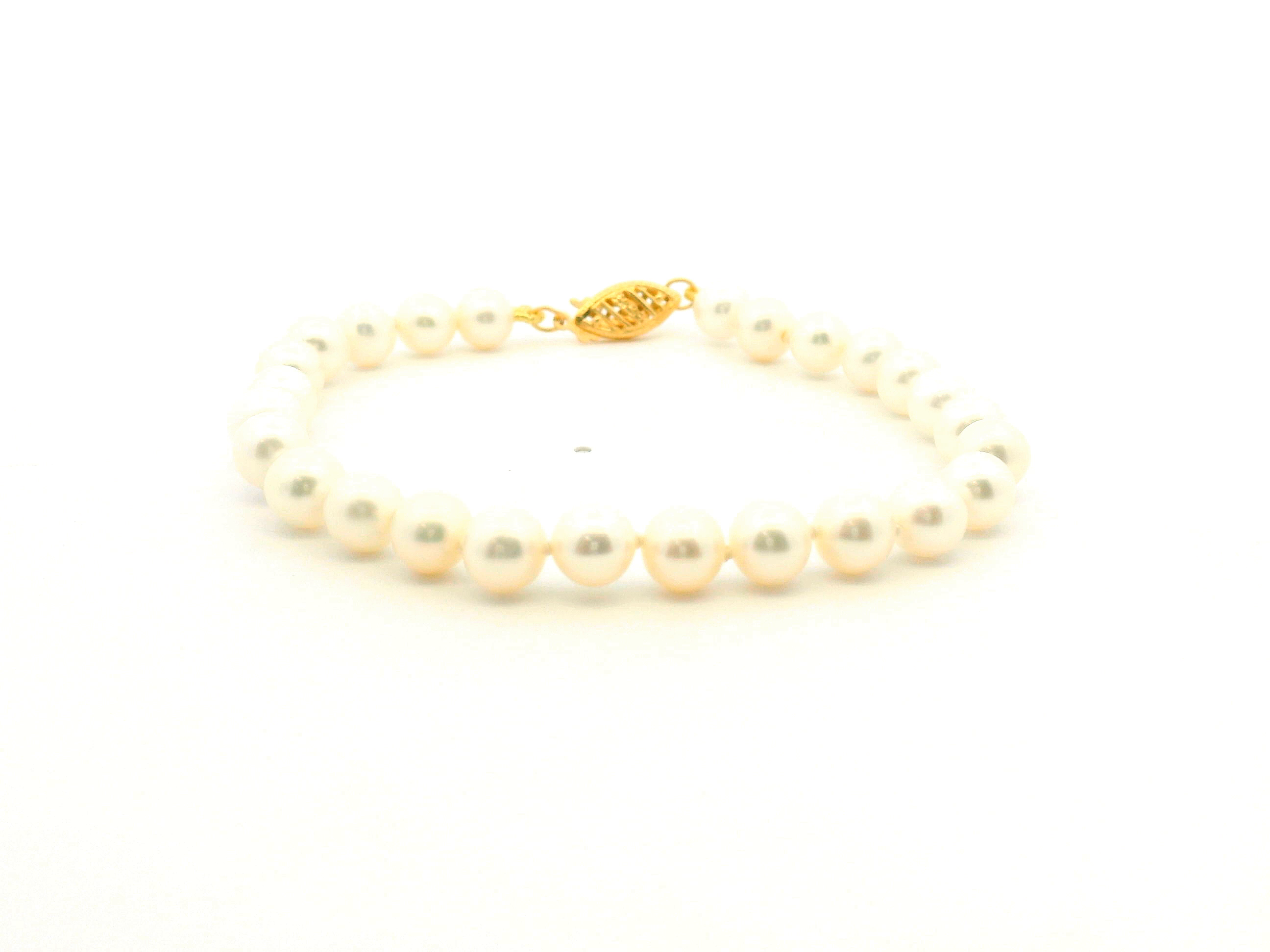 Pearl Bracelet