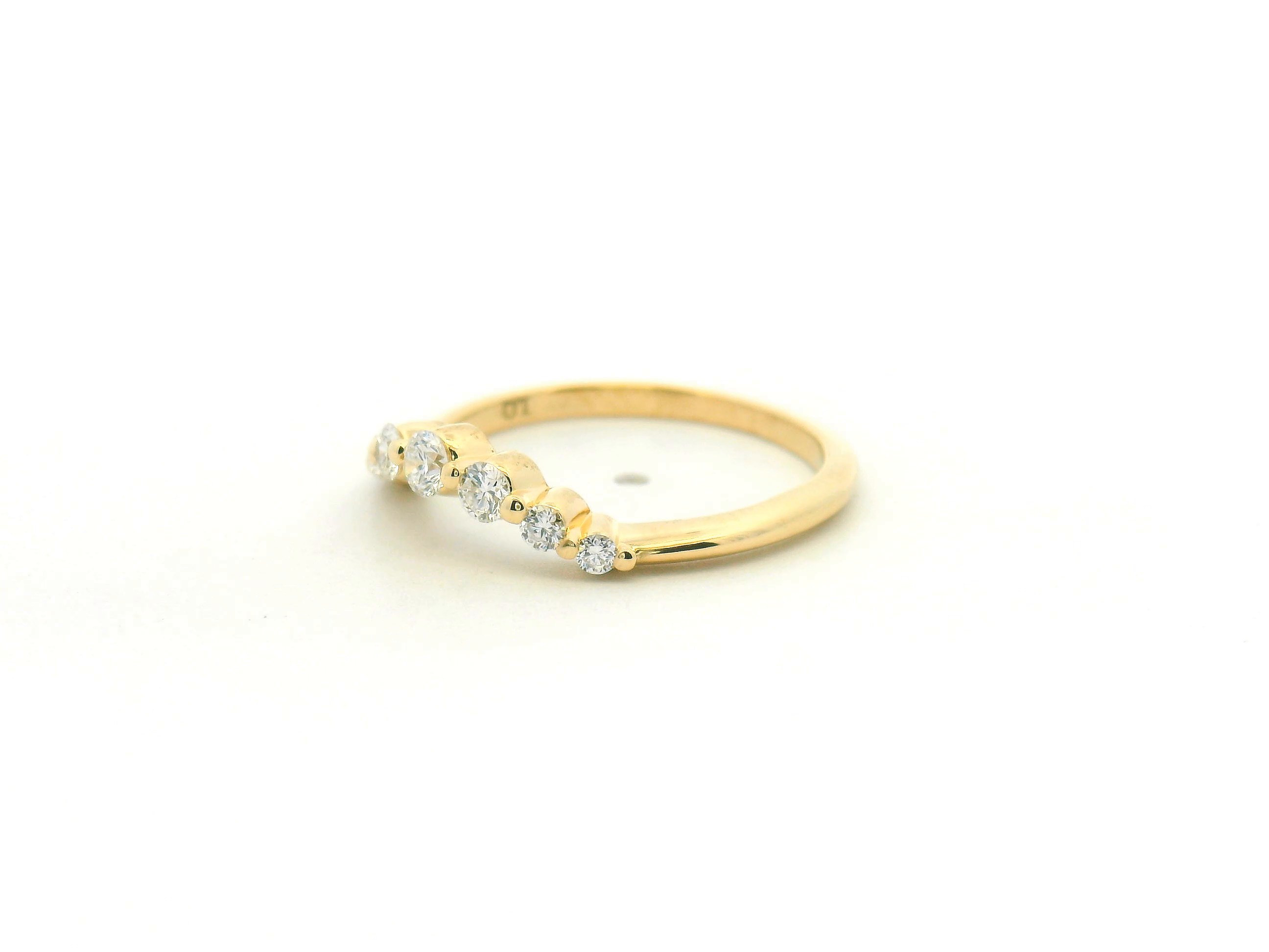 Diamond Shared Prong Contour Wedding Band