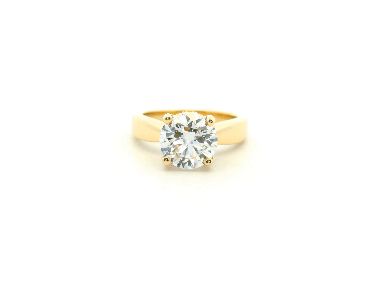 Round Diamond Pinched Band Engagement Ring