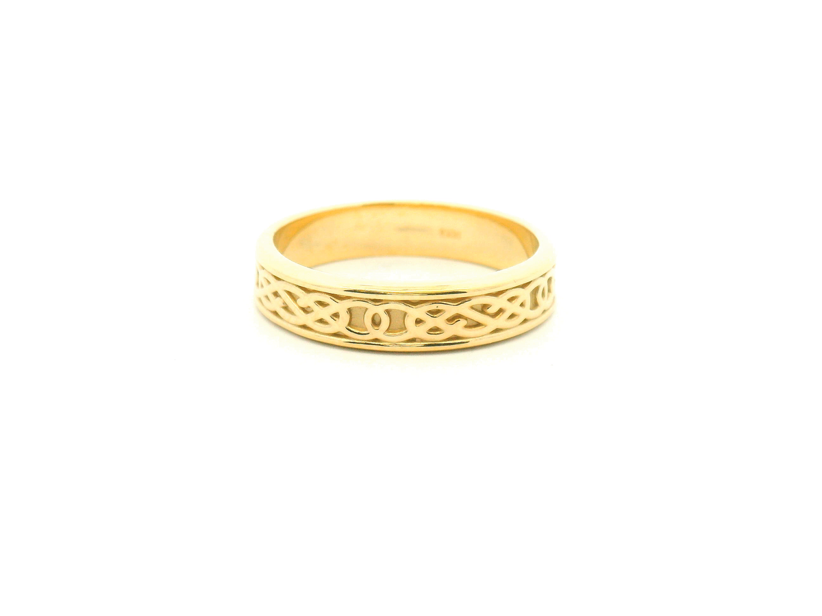 Men's Celtic-Inspired Gold Wedding Band